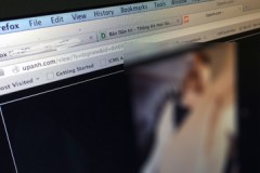 Một chủ sở hữu trang web đen chính thức bị bắt