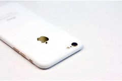 Nếu còn sống Steve Jobs sẽ không bao giờ thích iPhone 7 màu trắng