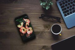 Ảnh render iPhone 8 với camera kép chiều dọc, màn hình và mặt lưng bằng kính được vát cong