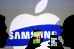 Apple bắt đầu cuộc chiến bán lẻ với nhà sản xuất Samsung
