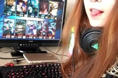 Bạn có dám yêu một người con gái thường xuyên chơi game đến 1h sáng?
