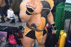Choáng với cosplay Na Đíc hầm hố trong Dragon Ball