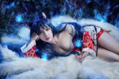 Cô nàng hồ ly 9 đuôi Ahri xinh đẹp "hớp hồn" người xem