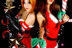 Cosplay Giáng Sinh ngọt ngào của 2 cô nàng Miss Fortune xinh đẹp