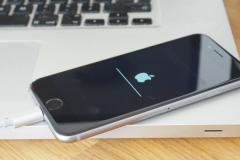 Đã lên iOS 10.2.1 thì không thể xuống phiên bản thấp hơn