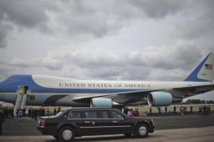 Donald Trump sẽ đi xe limousine nào khi làm tổng thống Mỹ?