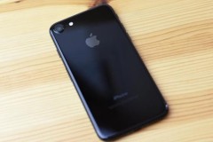iPhone 7 hỗ trợ chống nước, cấu hình đỉnh đồng loạt hạ giá