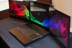 Laptop 3 màn hình bị mất của Razer đang bán ở Trung Quốc
