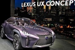 Lexus RX phiên bản 7 chỗ sẽ là đối trọng với Volvo XC90 năm nay