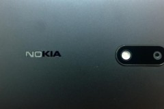 Logo NOKIA trên Nokia 6 "bỗng dưng bay màu"