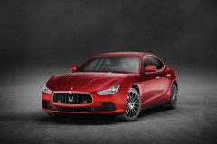 Maserati Ghibli 2017 tăng thêm công suất và trang bị an toàn