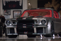 Ngắm Ford Mustang 1965 độ 1000 mã lực của sao truyền hình Mỹ