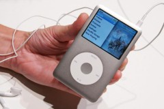 Nguyên mẫu hệ điều hành cho iPhone có tên là AcornOS với giao diện "click-wheel" như iPod