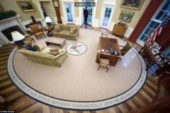 Những bức ảnh nhiều cảm xúc về thời khắc cuối khi ông Obama nghỉ hưu