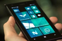 Nokia sẽ tái hợp Windows sau khi cặp kè Android