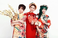 Nữ streamer triệu view Misthy nô nức đón Tết con gà cùng hội bạn thân