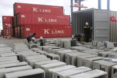 Phát hiện hàng chục container rác điện tử nhập vào Việt Nam