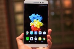 Tablet 7 inch, camera 13MP, nghe gọi như smartphone giảm giá