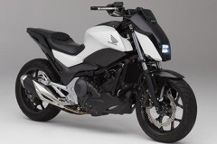 Thú vị với mô tô Honda tự cân bằng