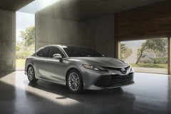 Toyota Camry 2018 chính chức được trình làng với đột phá về thiết kế