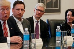 Tỷ phú Peter Thiel - cố vấn công nghệ của Donald Trump khẳng định: Apple đã hết thời!