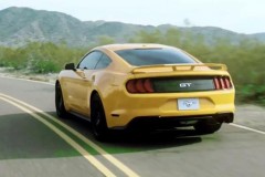 Vừa lộ diện, Ford Mustang 2018 bị ‘ném đá’ tơi tả