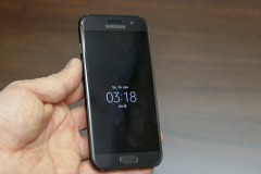 Trên tay Galaxy A3 và A5 2017: Thiết kế tương tự Galaxy S7, chống nước, USB-C