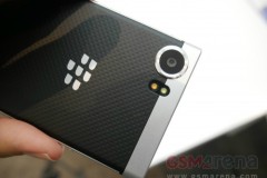 Lộ thông số camera sau của BlackBerry Mercury
