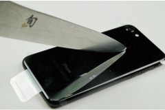 Thiết kế iPhone 8 sẽ được chế tác từ gốm siêu bền, thách thức mọi môi trường