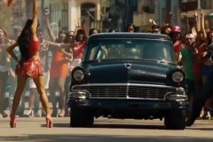 Fate Of The Furious tung trailer đua xe nảy lửa trên đường phố Cuba