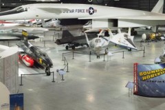 Mời các bạn vào zoom bức ảnh panorama 1030MP vừa được Bảo tàng Không lực Mỹ đăng tải