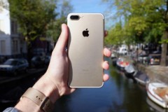 Sau tất cả mọi nghi ngờ, Apple lại tiếp tục phá kỷ lục doanh thu cũng như doanh số iPhone bán ra