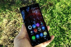 Smartphone Xiaomi mới sắp ra mắt: 5.5 inch, chip 10 lõi