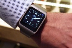 Sony SmartWatch 3 sẽ không được cập nhật Android Wear 2.0