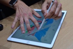 iPad Pro nhấn mạnh khả năng hỗ trợ giáo dục và công việc