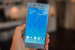 Các nhà bán lẻ tung khuyến mãi chờ Sony Xperia XZs