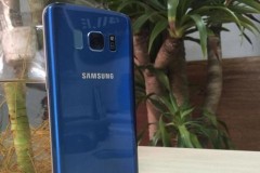 Galaxy S8 Edge thiết kế màn hình cong không viền bản "nhái" giá 2.7 triệu