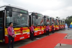 Hà Nội thay 30 xe bus chuẩn Euro 4 có wifi miễn phí
