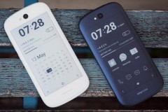 Smartphone hai màn hình Yotaphone 3 đang được phát triển