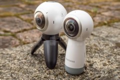 Đánh giá Gear 360 2017: Gọn gàng hơn, hỗ trợ quay video 4K