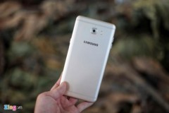 Đánh giá Galaxy C9 Pro: Màn hình đẹp, chơi game ổn định