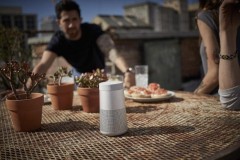 Bose ra mắt dòng loa di động SoundLink Revolve: âm thanh 360 độ, Bluetooth, NFC, giá từ $250