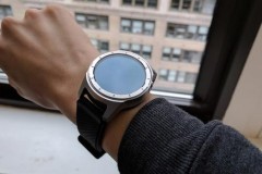 ZTE tung ra smartwatch chạy Android Wear đầu tiên