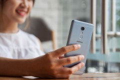 Infinix S2 smartphone selfie kép góc rộng, giá không tới 4 triệu đồng