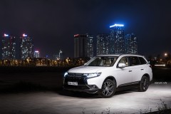 Mitsubishi Outlander 2017 - Xứng danh xe Nhật