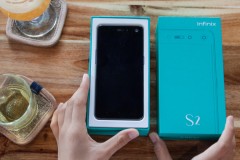 Mở hộp và trên tay Infinix S2: Smartphone selfie góc rộng có giá rẻ nhất hiện nay