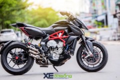 MV Agusta Rivale 800 hầm hố độ pô Shotgun Silmoto của biker Sài Gòn