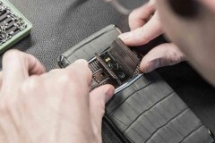 Vertu trình làng điện thoại siêu sang SIGNATURE Cobra: Chỉ có 8 chiếc, giá 8.2 tỷ đồng