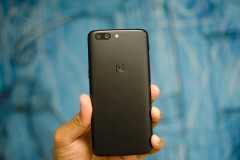 OnePlus 5 camera kép nhưng quay video 4K kém xa iPhone 7 Plus