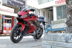 Chi tiết Yamaha R15 2017 mới về Hà Nội